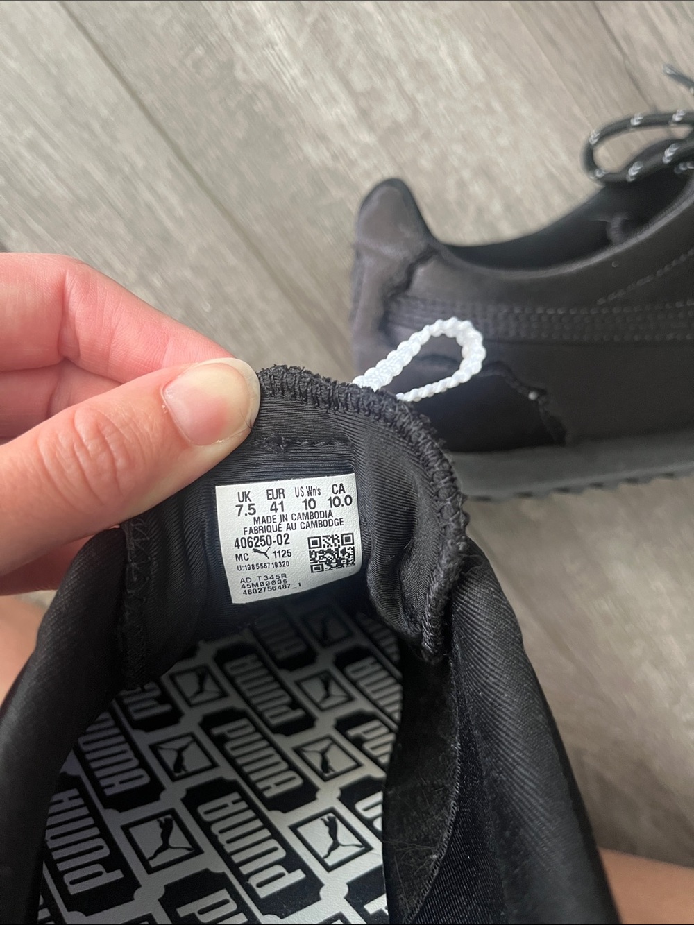 PUMA Black, Slim Low-Profile Sneaker - Picture 4 of 5